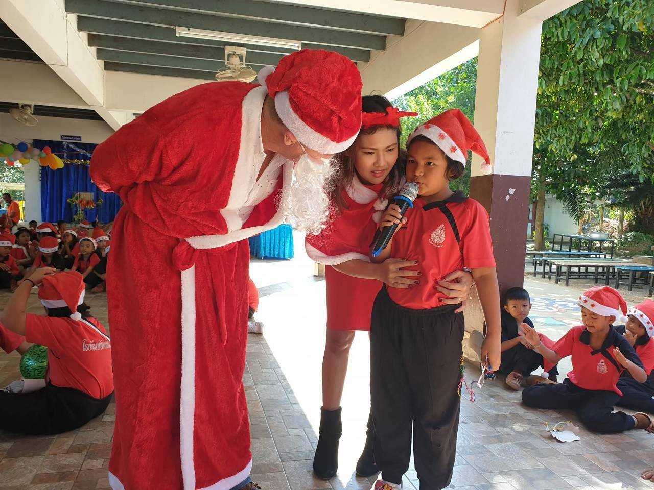Christmas gifts at the school, lamp.charity &mdash; 5 of 6