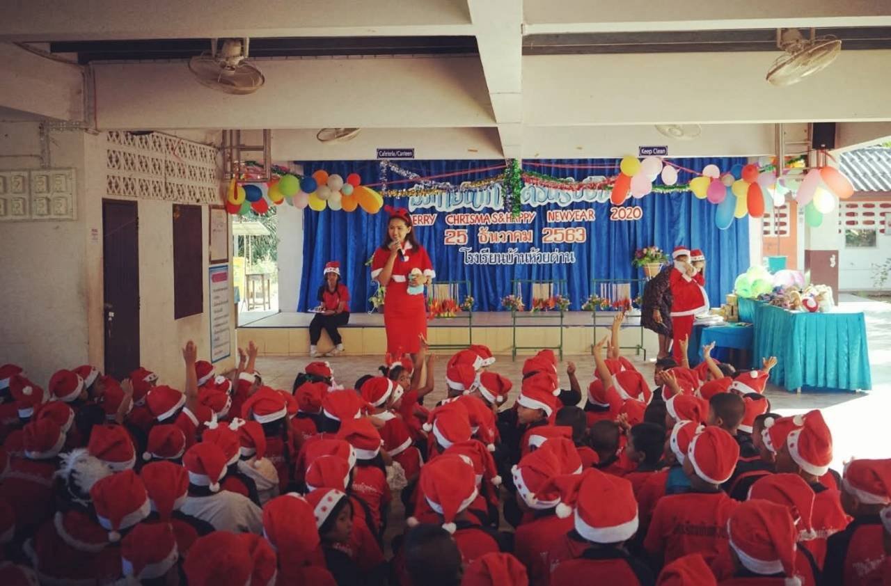 Christmas gifts at the school, lamp.charity &mdash; 6 of 6