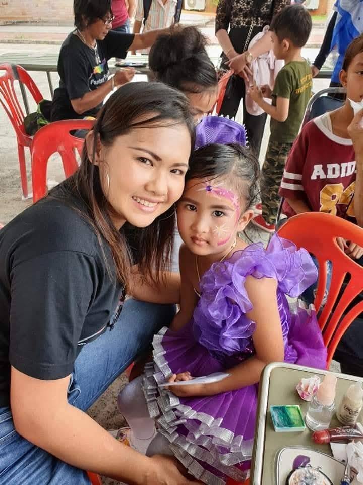 Fantasy Faces Thailand, lamp.charity's face painters, at a community day &mdash; 5 of 5